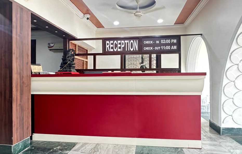 Hotel Shashi International
